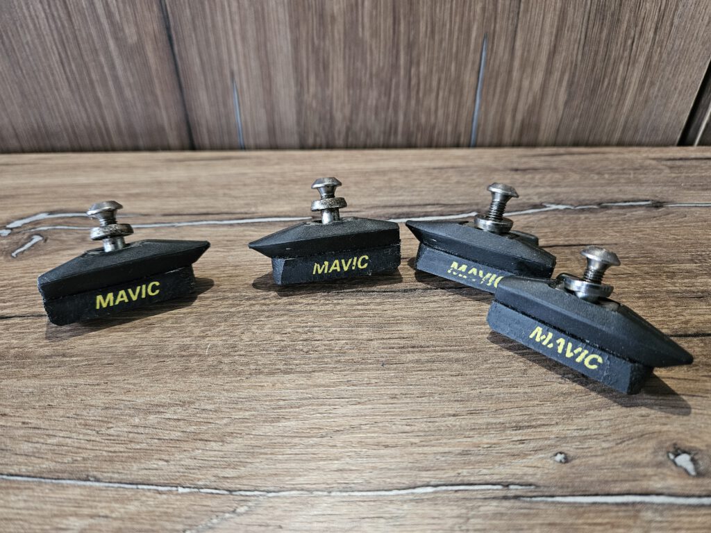 Mavic 440 SSC Bremsschuhe + Beläge