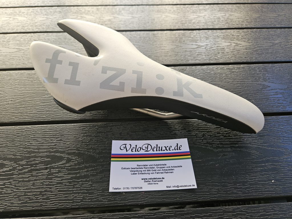 Fizik Ardea Sattel - weiß