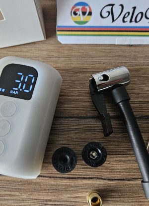 Mini Kompressor - Pumpe mit Digitalanzeige