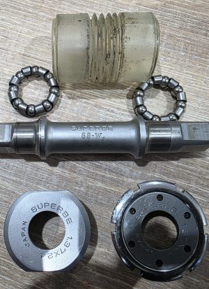 Suntour Superbe Innenlager - 1. Generation - BSA 1,37 x 24
