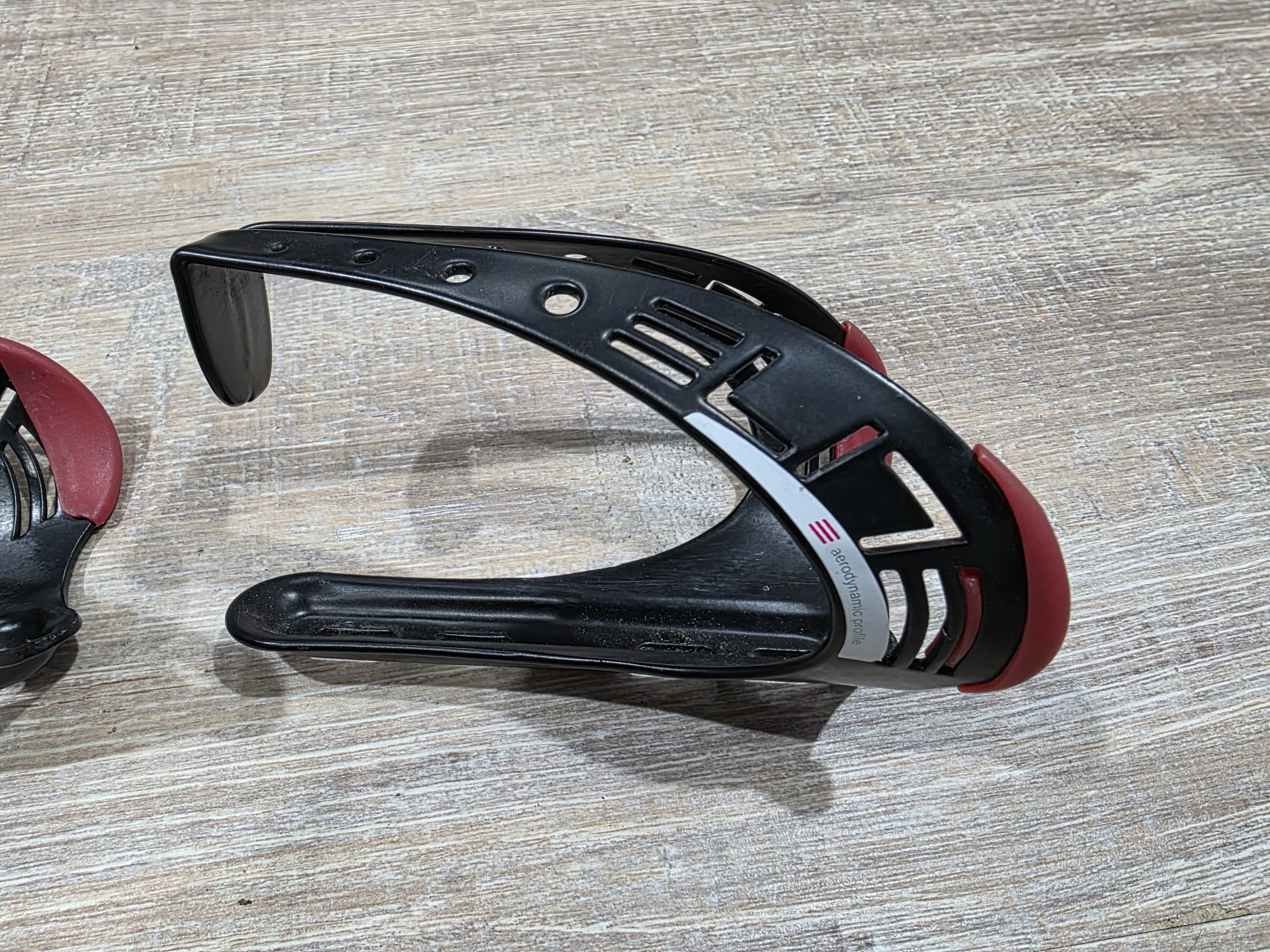 Elite Falschenhalter  - 2 Stück – Bild 3