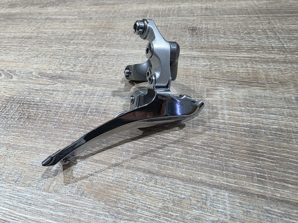 Shimano 600 Ultegra Tricolor Umwerfer mit Schelle - 28,6 mm