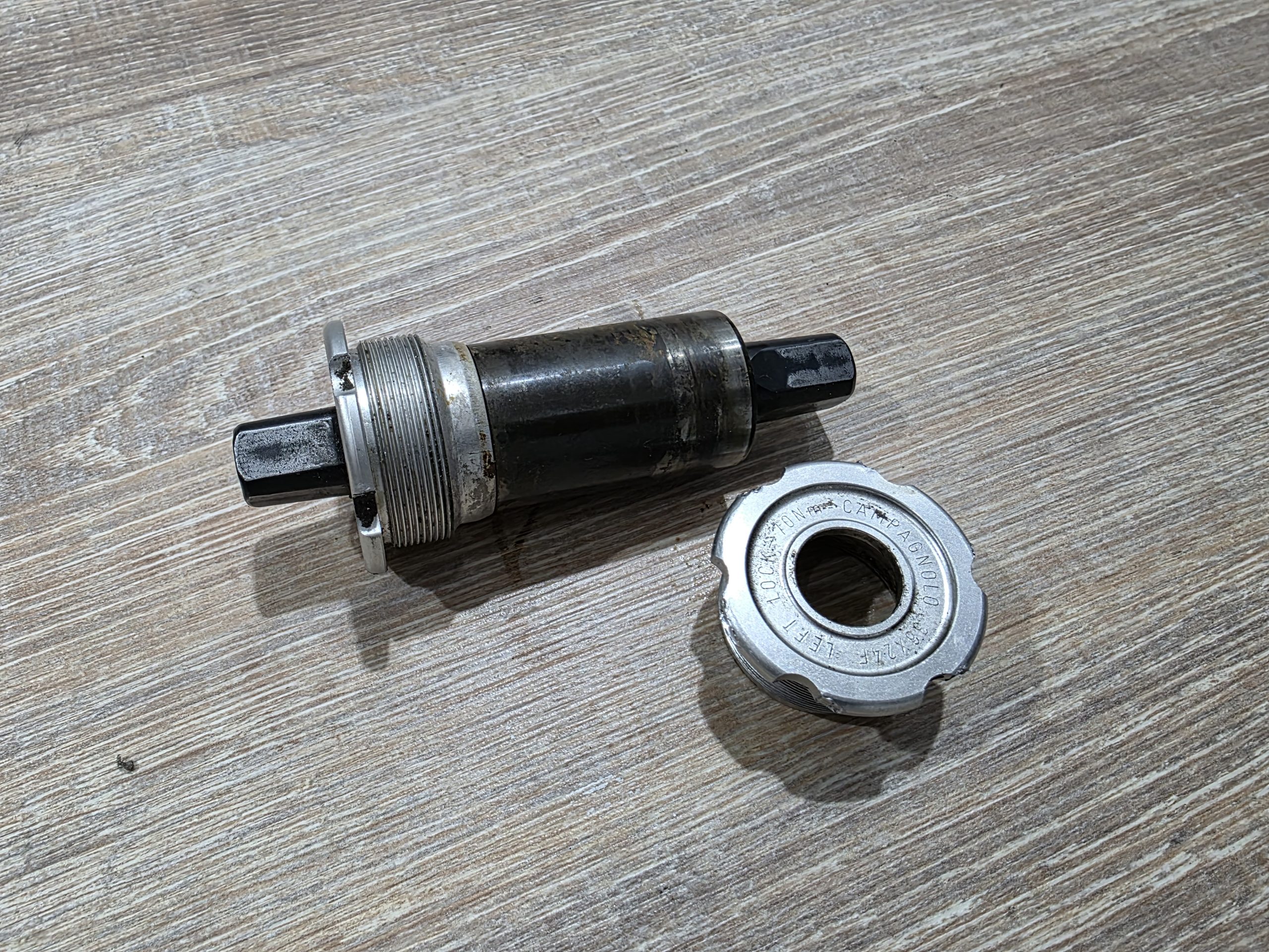 Campagnolo Kurbel - Race Triple schwarz / Black 175mm + Innenlager – Bild 9