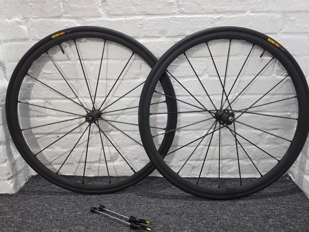 Mavic R-SYS Exalith + Mavic Reifen - Neuwertig