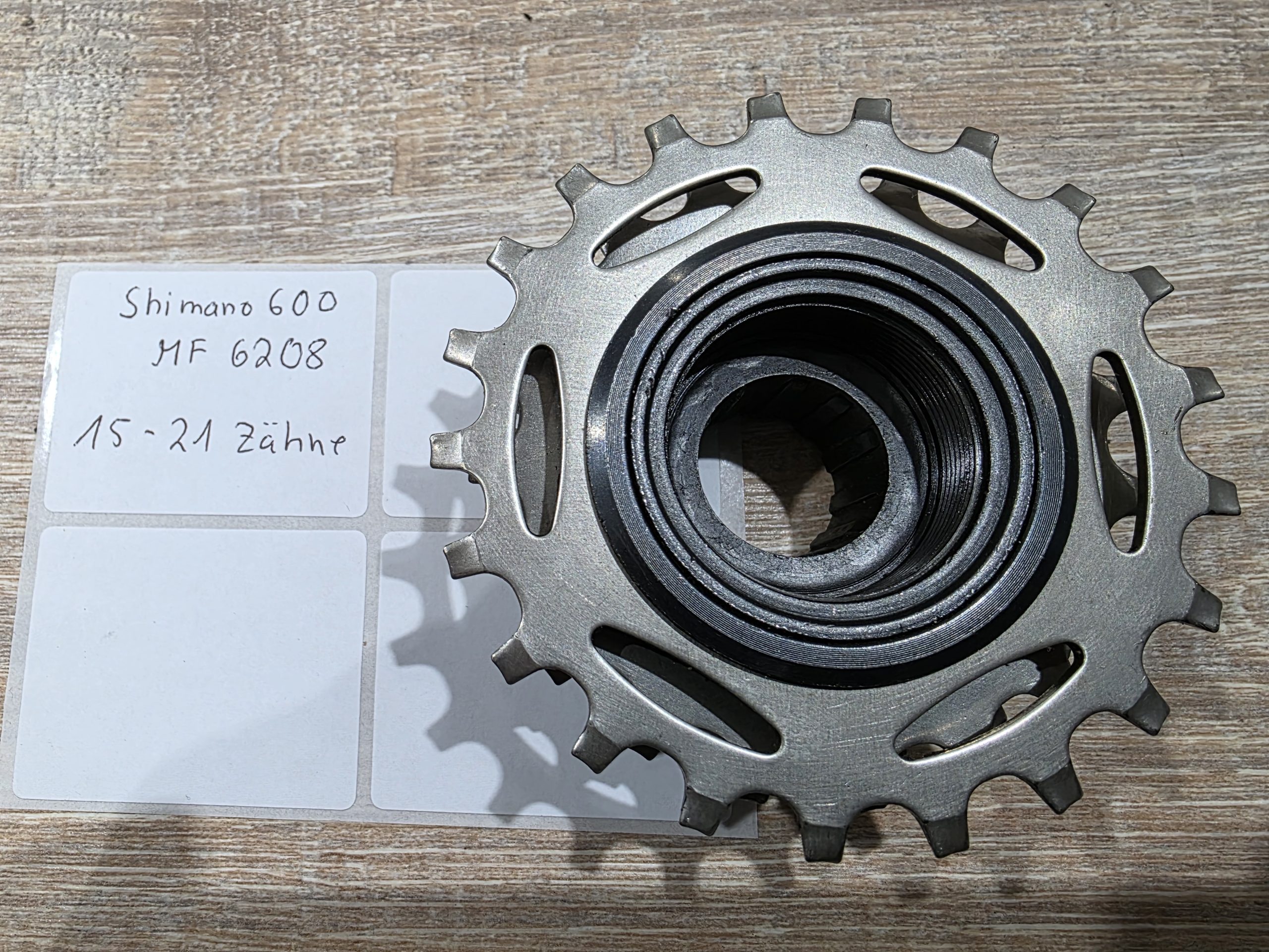 Shimano 600 Schraubkranz - MF 6208 – Bild 2