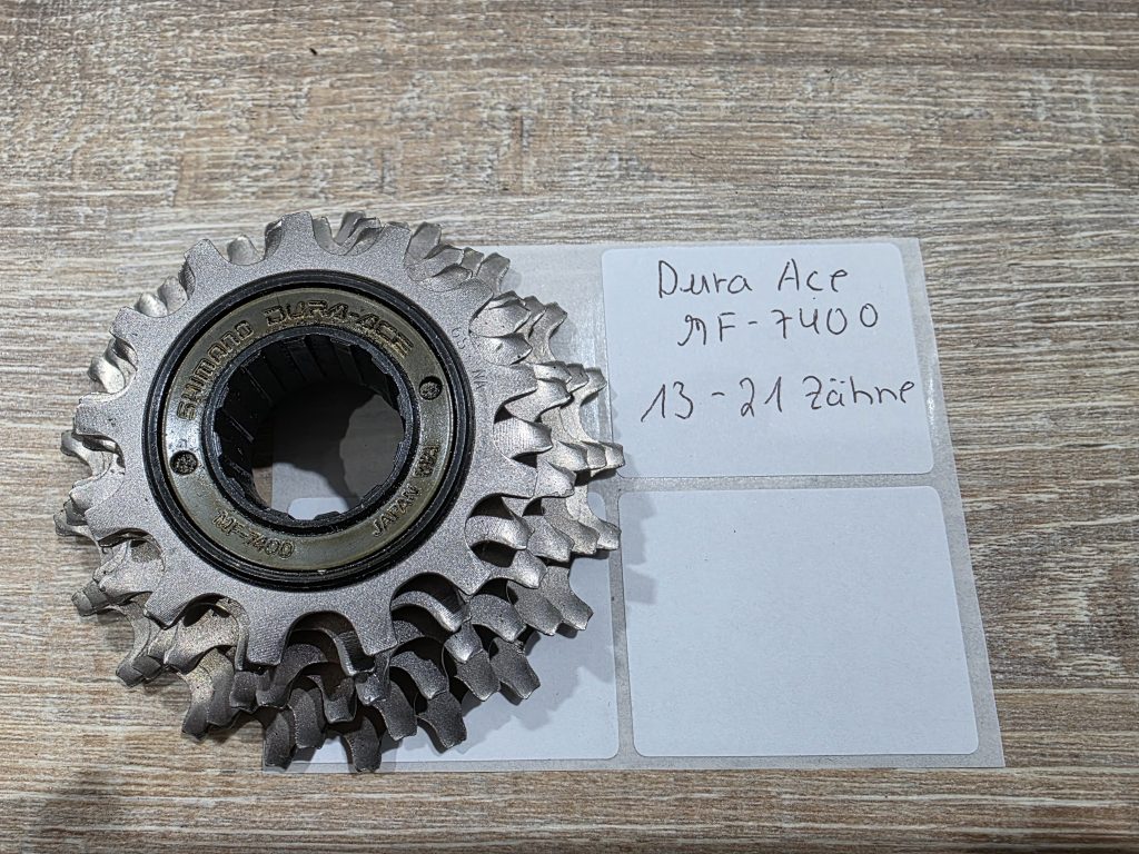 Shimano Dura Ace Schraubkranz - MF 7400