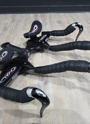 Oval Concepts Aero Bar mit Dura Ace 10 Fach
