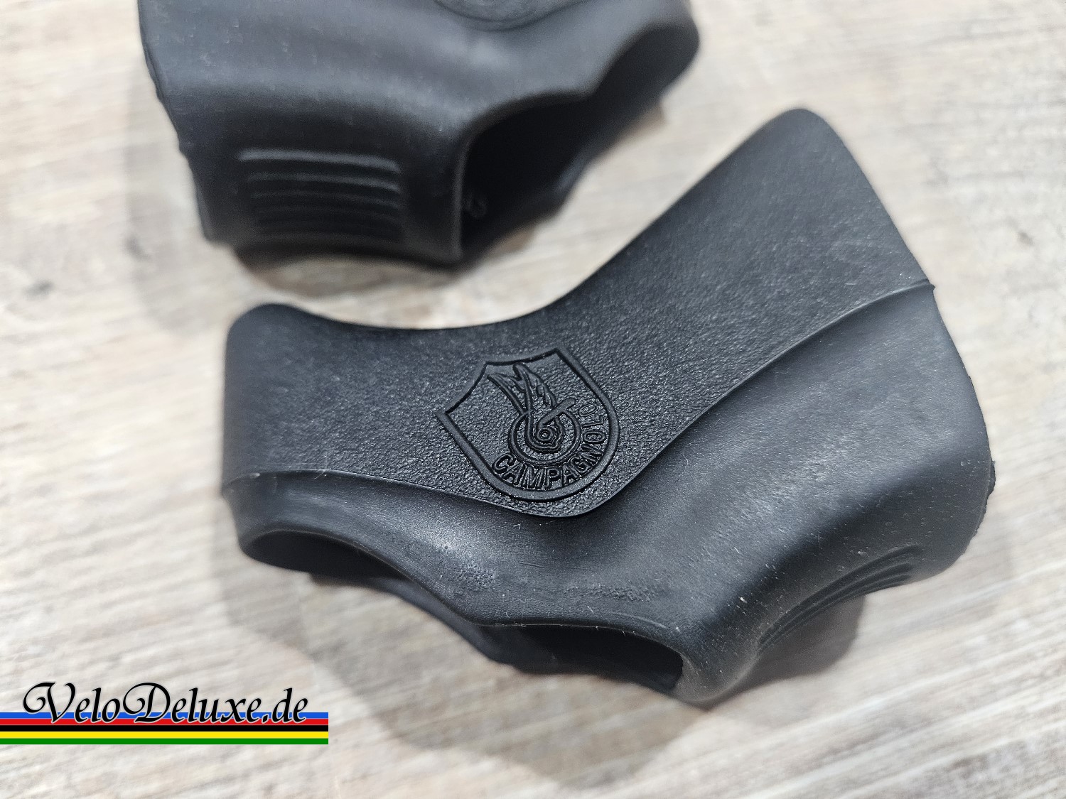 Campagnolo Hoods schwarz – C Record, Athena, Chorus – NEU